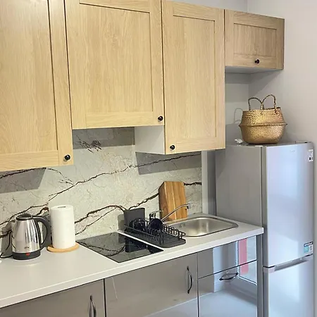 Grey Pepper With Balcony Apartmán *